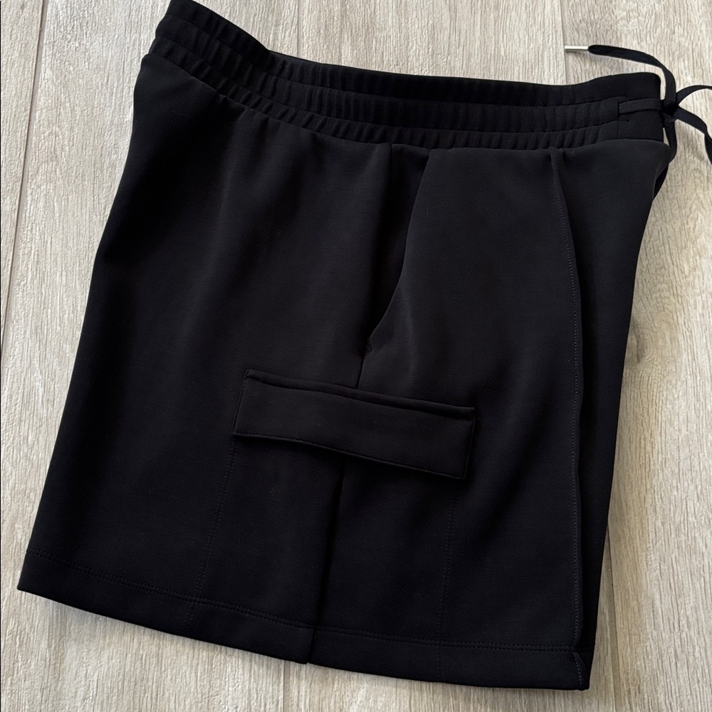 CALIA By Carrie Underwood Black Sandwash Cargo Shorts With Pockets Size Medium - Picture 11 of 12
